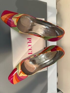 Emilio Pucci pumps